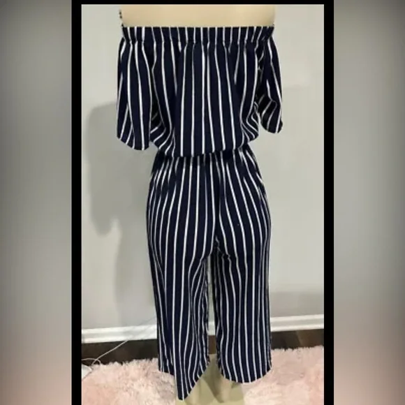 Jumpsuit Size Medium Women Blue White Stripped Off The Shoulder Wide Leg - Picture 2 of 2